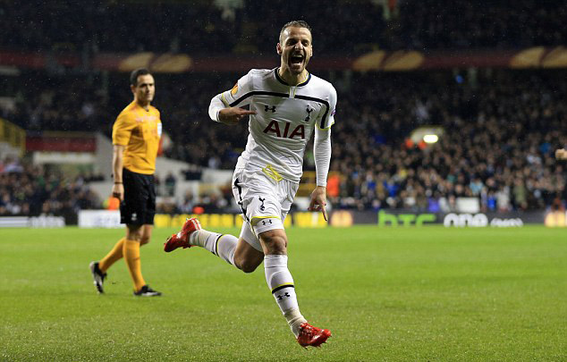 英媒：不敌纽卡赛后瓜帅与吉马良斯争论，并疑似怒斥摄像师