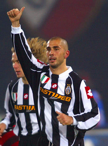 TA：青训瑰宝弗雷迪-波茨崭露头角，铁锤帮传承再续新章