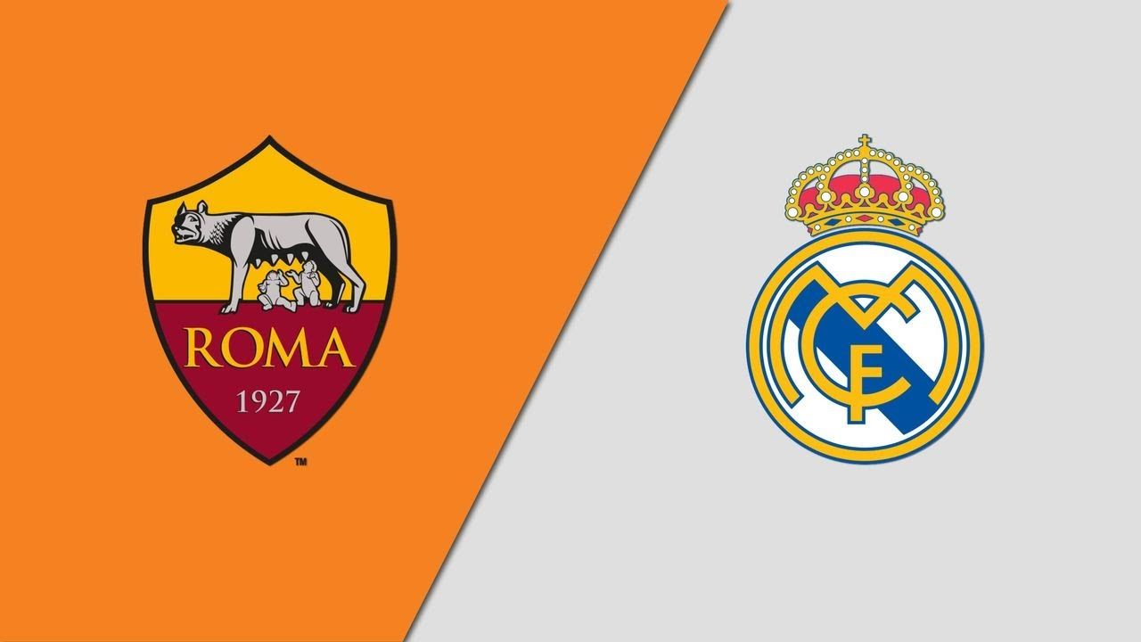 小伙高尔夫模拟器前打高尔夫，结果一杆打到消防喷淋头