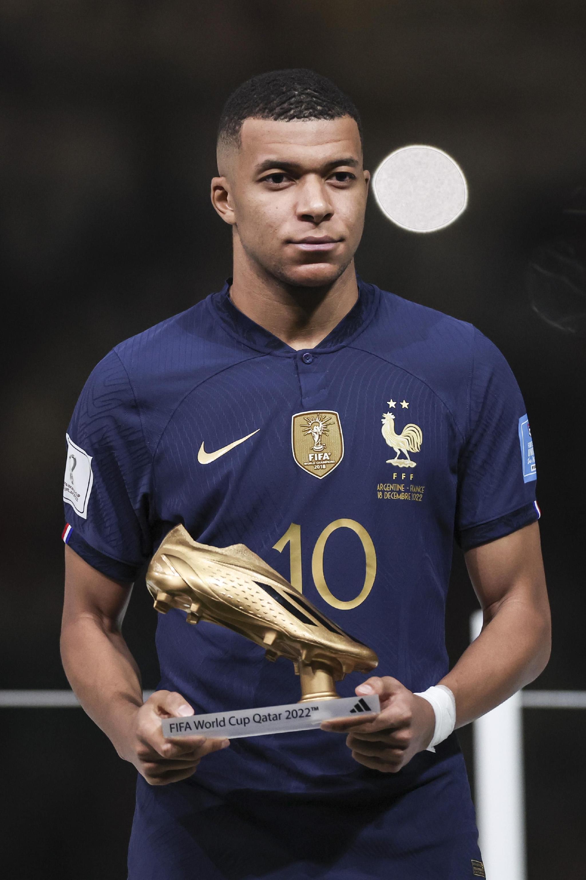 罗马诺：若谢什科愿意加盟，曼联将会为莱比锡提供报价