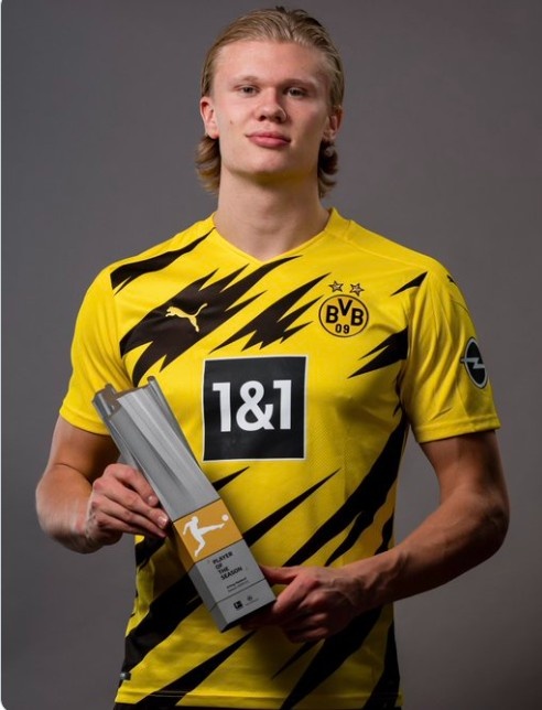 官方：斯坦科维奇从莫斯科斯巴达下课；事前曾用三种语言攻击记者