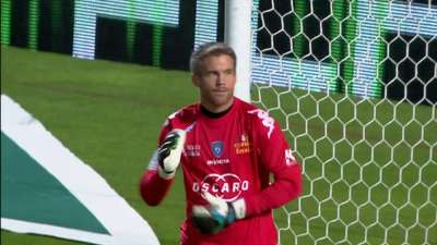 13岁零343天，阿森纳小将成为青年欧冠历史上最年轻出场球员